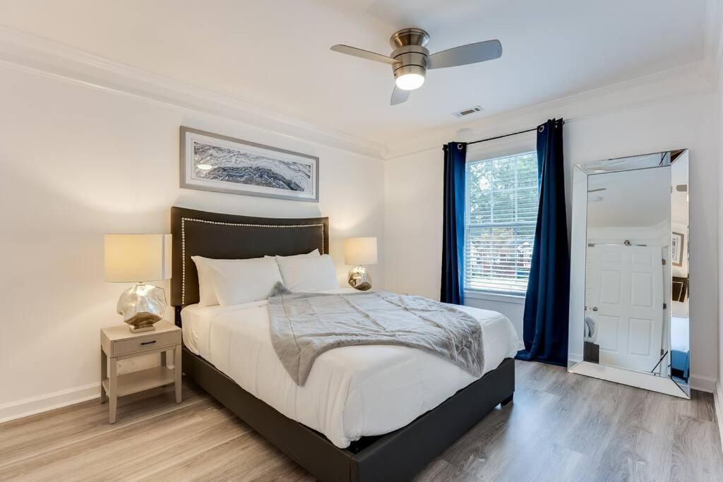 Luxury Atlanta Home - Self Check-In Pet Friendly Free Parking Extérieur photo