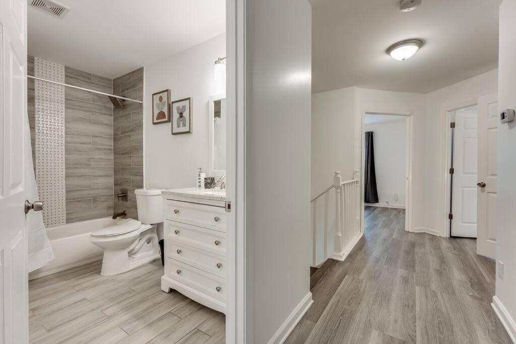 Luxury Atlanta Home - Self Check-In Pet Friendly Free Parking Extérieur photo