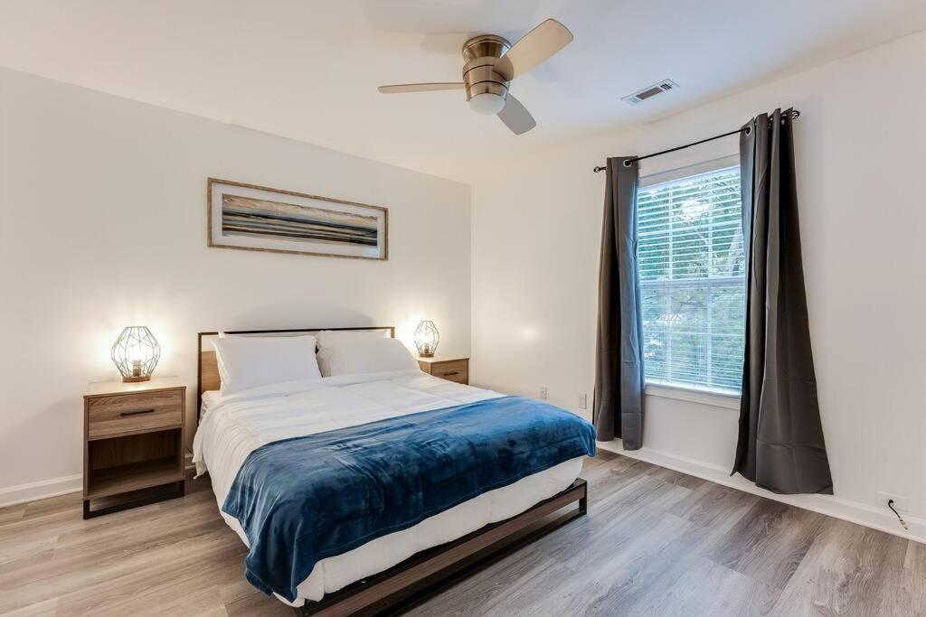 Luxury Atlanta Home - Self Check-In Pet Friendly Free Parking Extérieur photo